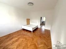 Pronájem bytu 1+1, Hodonín, nám. 17. listopadu, 39 m2