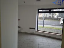 Pronájem komerční nemovitosti, Ostrava - Svinov, náměstí Dr. Brauna, 46 m2