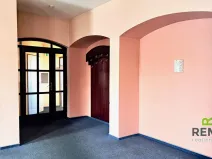 Pronájem komerční nemovitosti, Kunovice, V Grni, 197 m2