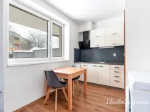 Pronájem bytu 1+1, Praha, Kukelská, 26 m2