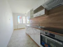 Pronájem atypického bytu, České Budějovice, Branišovská, 61 m2