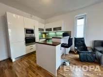 Prodej bytu 2+kk, Plzeň - Valcha, Špačková, 55 m2