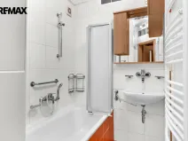 Prodej bytu 3+1, Hradec Králové - Nový Hradec Králové, třída Edvarda Beneše, 98 m2