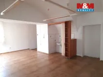 Pronájem zemědělského objektu, Lešná, 220 m2