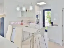 Prodej rodinného domu, Alicante, Španělsko, 110 m2