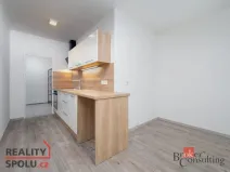 Pronájem bytu 2+1, Rychnov u Jablonce nad Nisou, nám. Míru, 64 m2