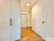 Pronájem bytu 2+kk, Praha, Zlochova, 51 m2