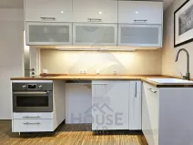 Prodej bytu 1+kk, Praha - Bohnice, V Zámcích, 36 m2