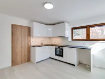 Pronájem bytu 2+kk, Praha - Smíchov, Třístoličná, 38 m2