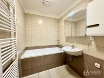 Pronájem bytu 3+kk, Karlovy Vary - Rybáře, Lad. Koubka, 67 m2