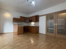 Pronájem bytu 3+kk, Pardubice, Pernerova, 65 m2