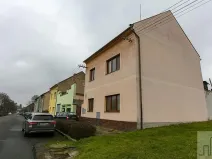 Prodej vícegeneračního domu, Lahošť, Švermova, 250 m2