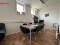 Pronájem výrobních prostor, Věžky, 2322 m2