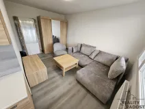 Pronájem bytu 1+1, Kladno, Francouzská, 28 m2
