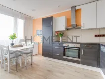 Pronájem bytu 3+1, Praha - Kobylisy, Kaňkovského, 72 m2