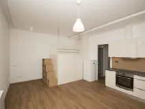 Pronájem bytu 1+kk, Praha - Smíchov, Radlická, 34 m2