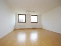 Pronájem kanceláře, Praha - Smíchov, Štefánikova, 63 m2
