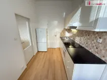 Pronájem bytu 2+kk, Praha - Smíchov, Drtinova, 41 m2