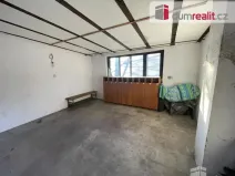 Pronájem garáže, Luhačovice, V Drahách, 30 m2