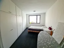 Pronájem bytu 2+kk, Praha, Proutěná, 50 m2