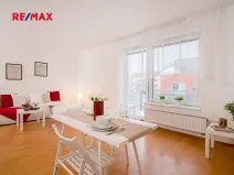 Pronájem bytu 1+kk, Praha - Jinonice, Za zámečkem, 60 m2