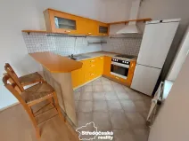 Prodej bytu 2+kk, Praha - Suchdol, Holubí, 46 m2