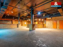 Pronájem obchodního prostoru, Praha, Trnkovo náměstí, 324 m2