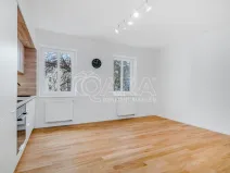 Pronájem bytu 2+kk, Praha - Smíchov, Plzeňská, 39 m2