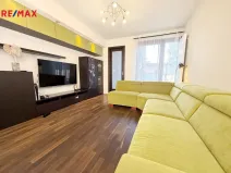 Pronájem bytu 4+1, Praha - Kobylisy, Služská, 86 m2