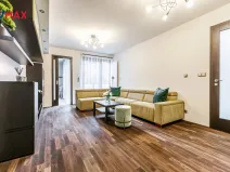 Pronájem bytu 4+1, Praha - Kobylisy, Služská, 96 m2