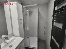 Pronájem bytu 1+kk, Kladno, V Bažantnici, 33 m2