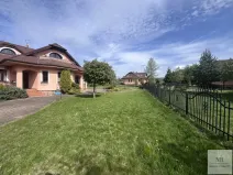 Prodej vily, Nová Role - Mezirolí, 350 m2