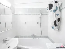 Prodej bytu 1+kk, Praha - Letňany, Místecká, 25 m2