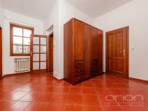 Pronájem rodinného domu, Praha - Břevnov, Oddělená, 316 m2