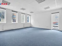 Pronájem kanceláře, Hradec Králové - Slezské Předměstí, Sládkova, 170 m2