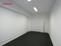 Pronájem kanceláře, Praha - Hloubětín, Nademlejnská, 25 m2