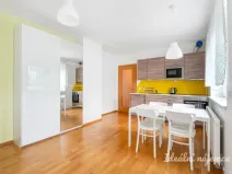 Pronájem bytu 1+kk, Praha - Řeporyje, Kakosova, 38 m2
