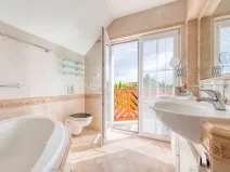 Prodej rodinného domu, Hostivice, náměstí Jana IV. z Dražic, 185 m2