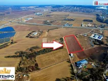 Prodej komerčního pozemku, Úsilné, 7491 m2