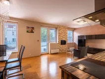 Prodej bytu 2+kk, Praha - Kyje, Pelušková, 44 m2