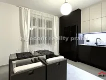 Pronájem bytu 3+1, Praha, Obrovského, 90 m2