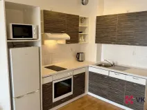 Pronájem bytu 1+kk, Praha - Řeporyje, Wiesenthalova, 38 m2