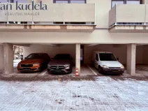 Pronájem garážového stání, Brno - Židenice, Líšeňská, 13 m2