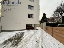 Pronájem garážového stání, Brno - Židenice, Líšeňská, 13 m2