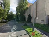 Pronájem garážového stání, 15 m2