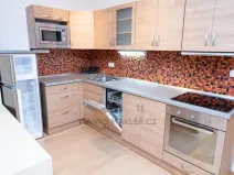 Pronájem bytu 1+kk, Praha - Liboc, Naardenská, 46 m2