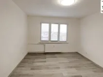 Pronájem bytu 3+1, Cheb, U Stadionu, 74 m2