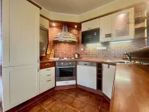 Pronájem bytu 2+kk, Praha - Žižkov, Radhošťská, 81 m2