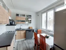 Pronájem bytu 2+1, Cheb, Stavbařů, 63 m2