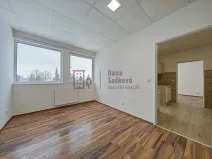 Pronájem bytu 2+1, Jindřichův Hradec, Miřiovského, 35 m2